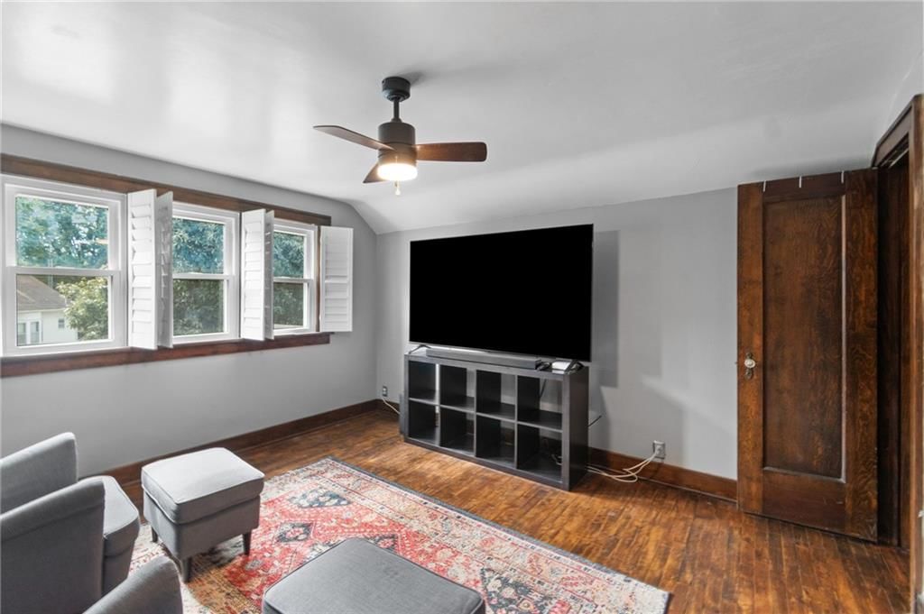 723 Old Orchard Avenue — photo 25