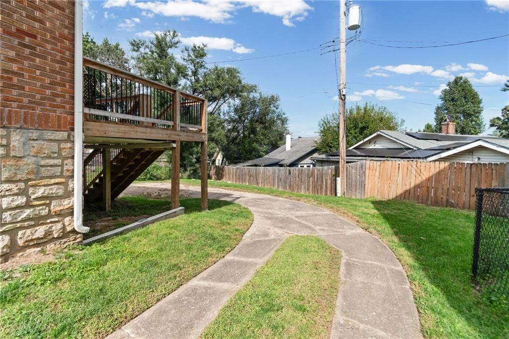 723 Old Orchard Avenue — photo 32