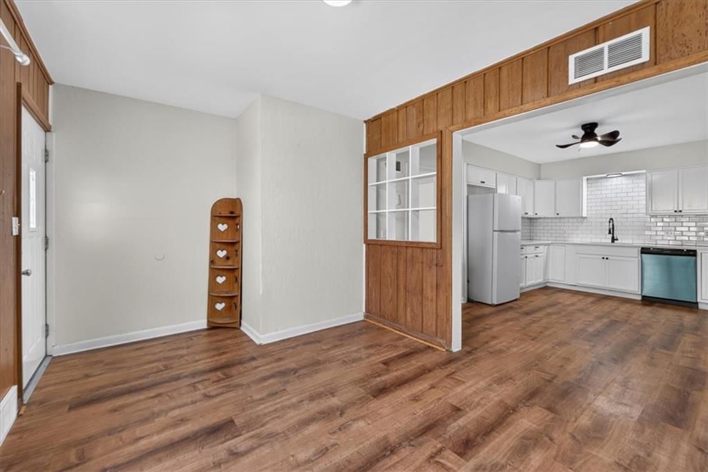 708 W South Street — photo 16