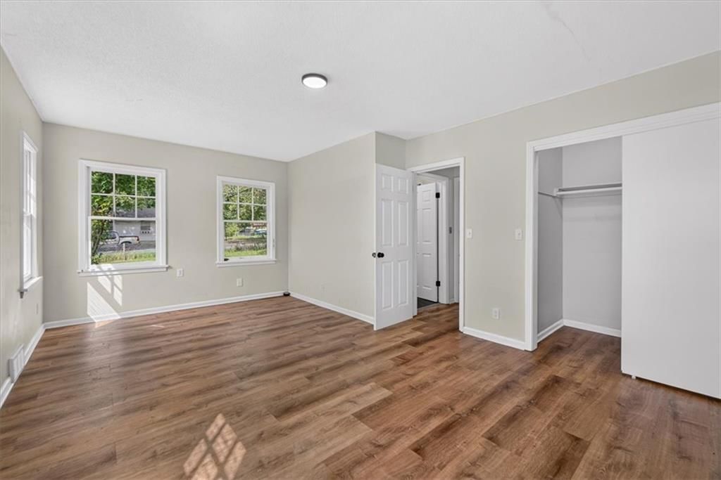 708 W South Street — photo 32