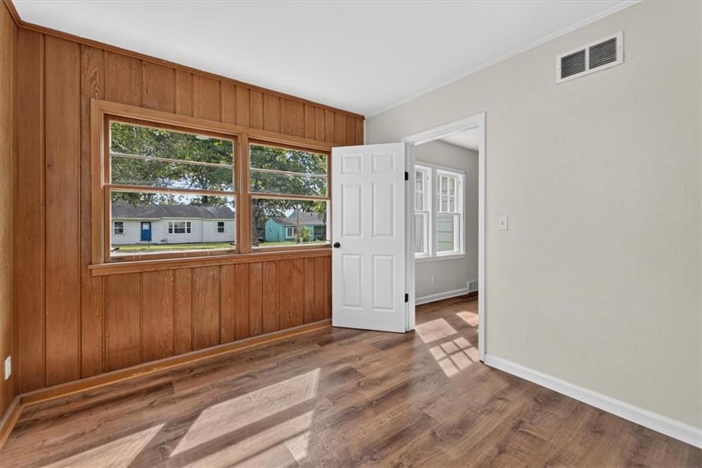 708 W South Street — photo 37