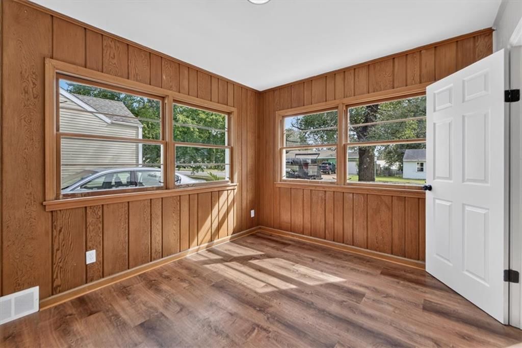 708 W South Street — photo 38