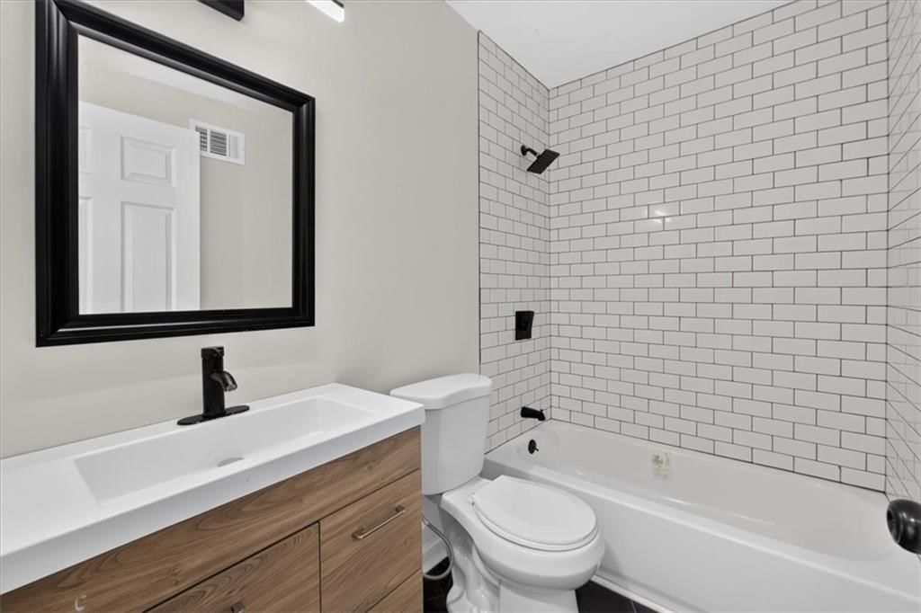 708 W South Street — photo 39