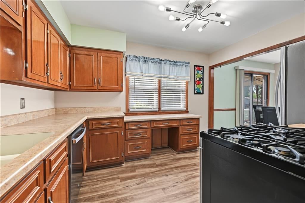 14115 W 93rd Street — photo 12