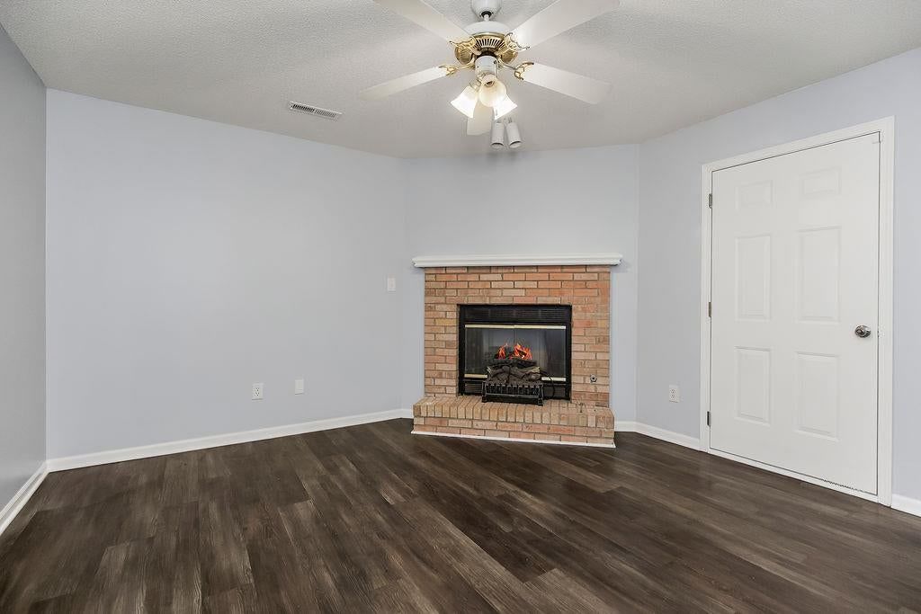304 E Hansen Court, Independence, MO