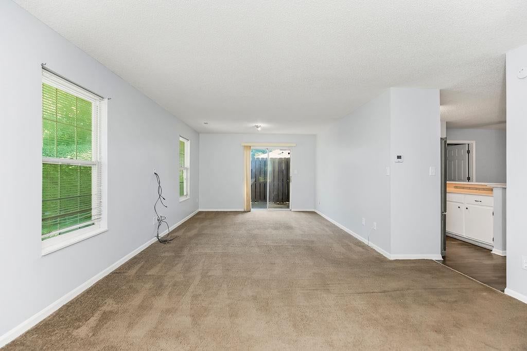 Photo 16 of 21 - 304 E Hansen Court, Independence, MO 64055