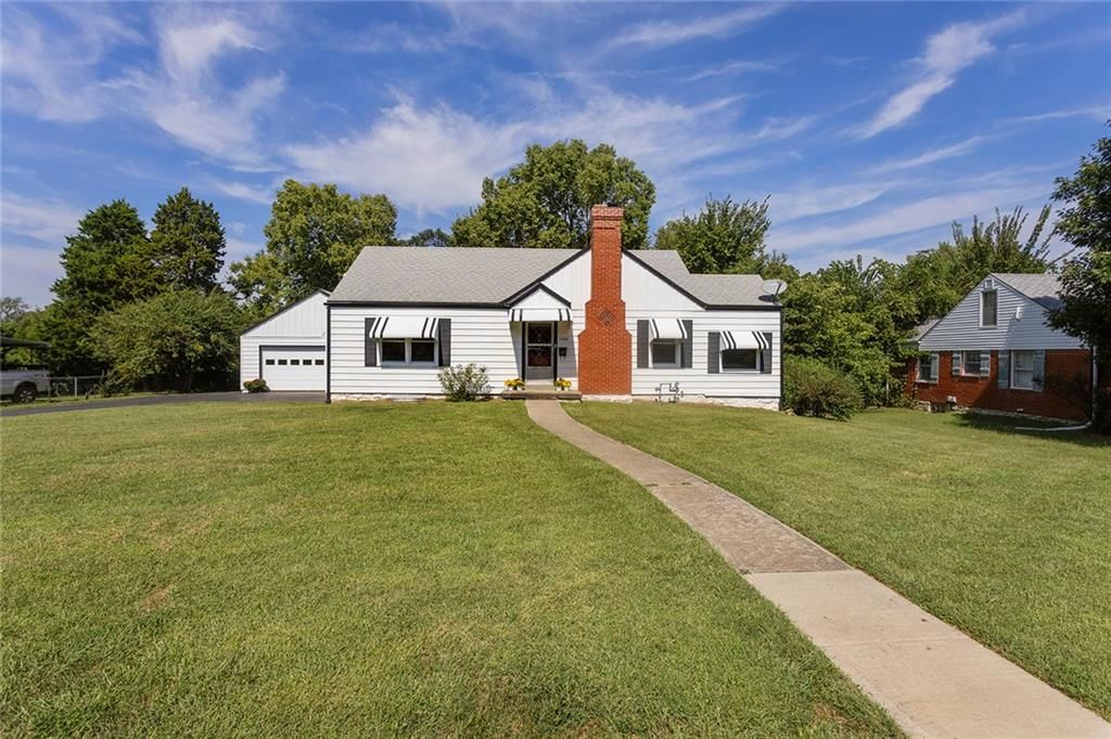 11400 E 78th Street, Raytown, MO: listing photo 2
