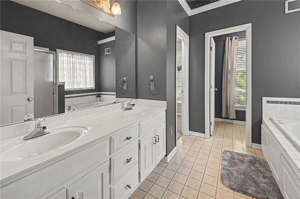 7423 N Wallace Avenue — photo 19