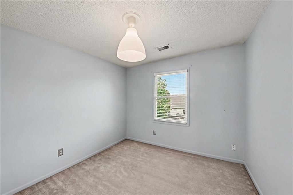 7423 N Wallace Avenue — photo 21