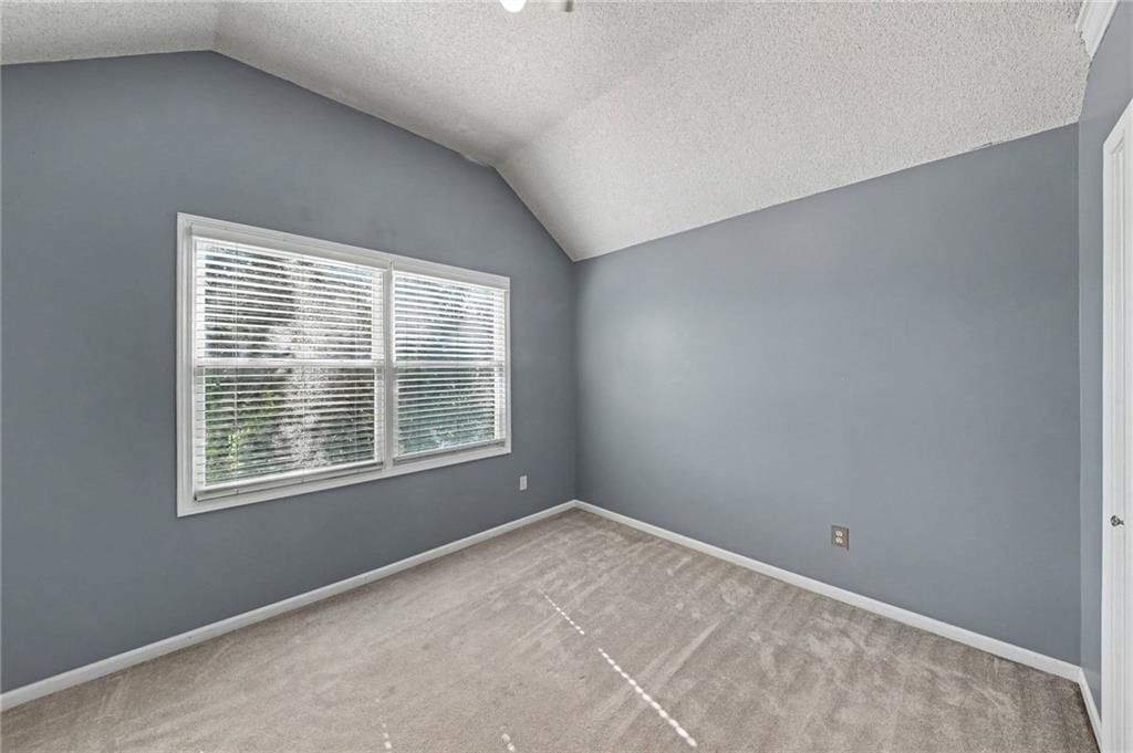 7423 N Wallace Avenue — photo 27