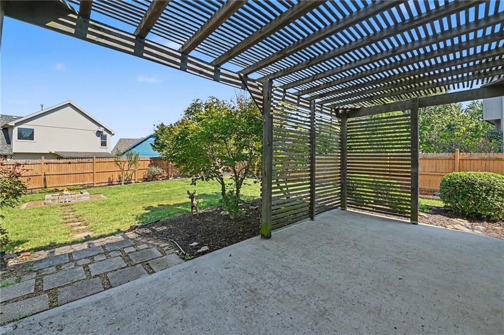 7423 N Wallace Avenue — photo 36