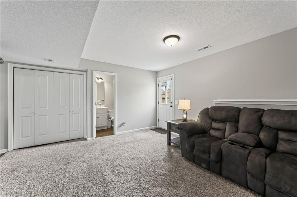 902 N Cottonwood Street — photo 30