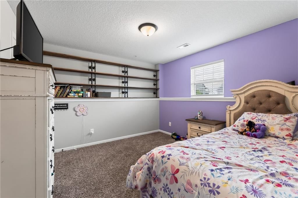 902 N Cottonwood Street — photo 32
