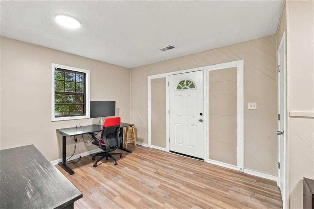 11810 W 79TH Street — photo 5