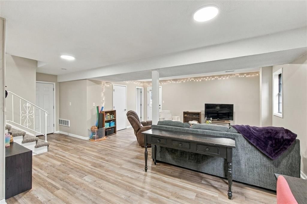 11810 W 79TH Street — photo 10