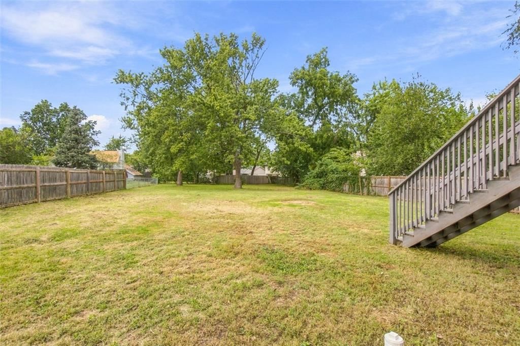 11810 W 79TH Street — photo 24