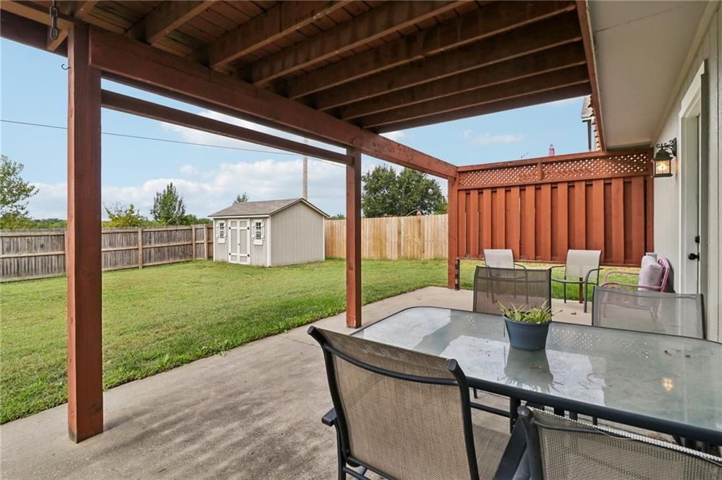 21322 Pin Oak Lane — photo 34