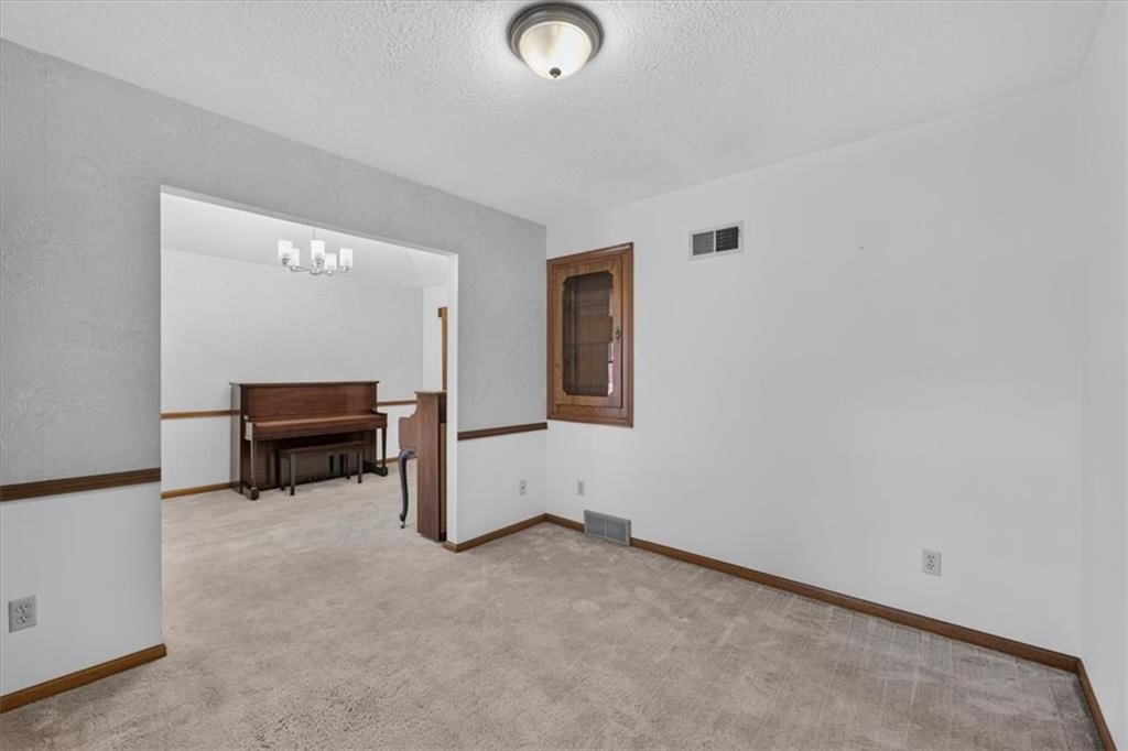 808 NW 10th Street — photo 11