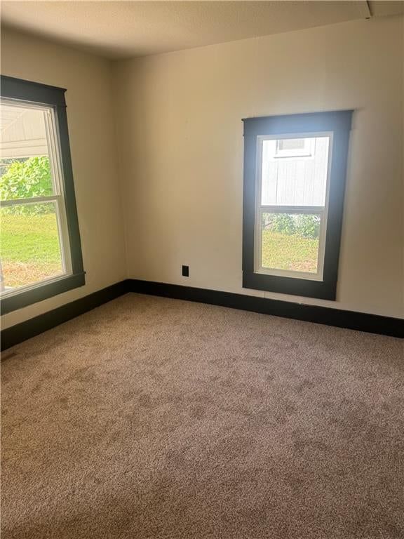 Photo 19 of 27 - 547 Orchard Place, Excelsior Springs, MO 64024