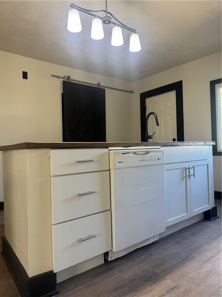 Photo 9 of 27 - 547 Orchard Place, Excelsior Springs, MO 64024