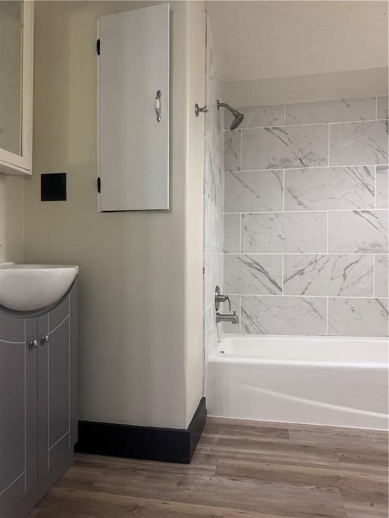 Photo 23 of 27 - 547 Orchard Place, Excelsior Springs, MO 64024