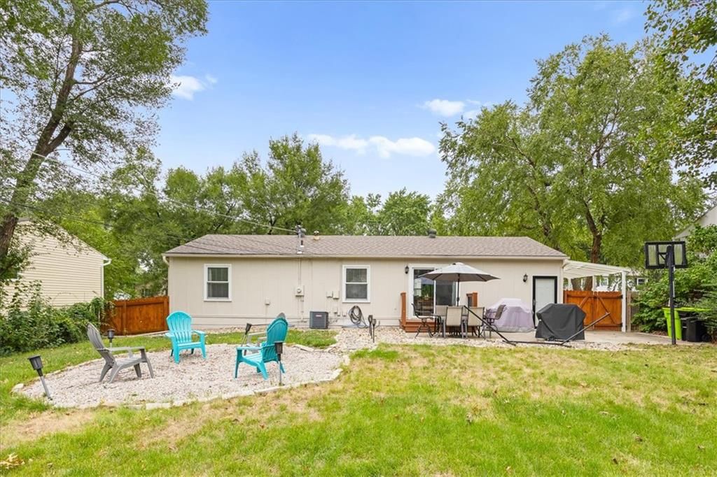 9219 W 100th Street — photo 23