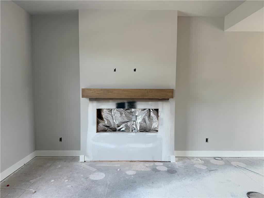 2129 Deerfield Terrace, Liberty, MO