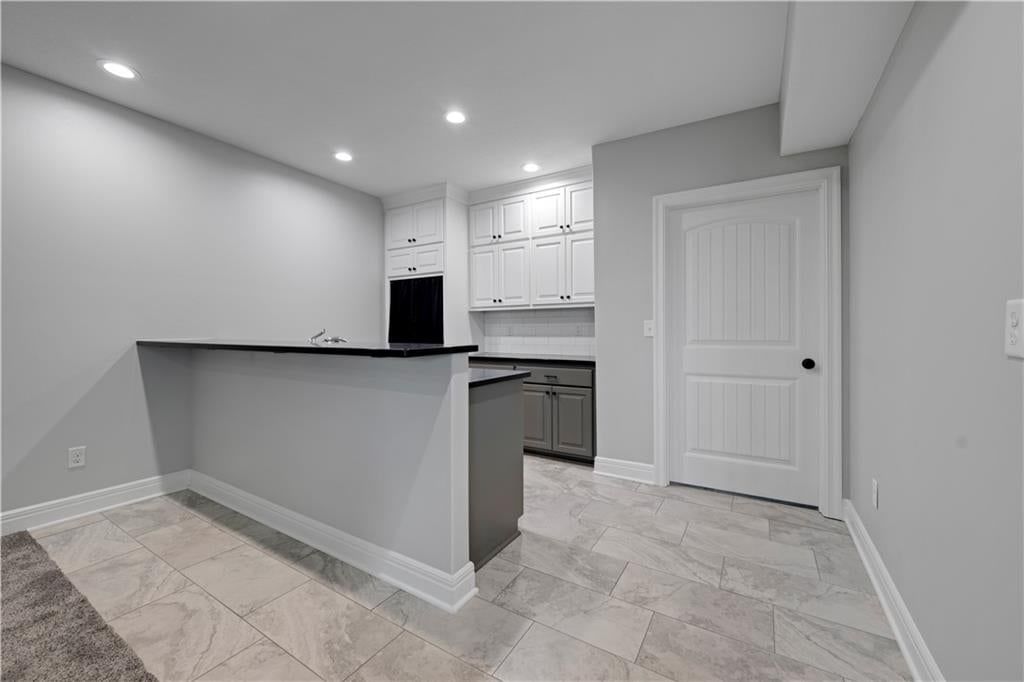 Photo 34 of 40 - 8311 Pickering Street, Lenexa, KS 66227