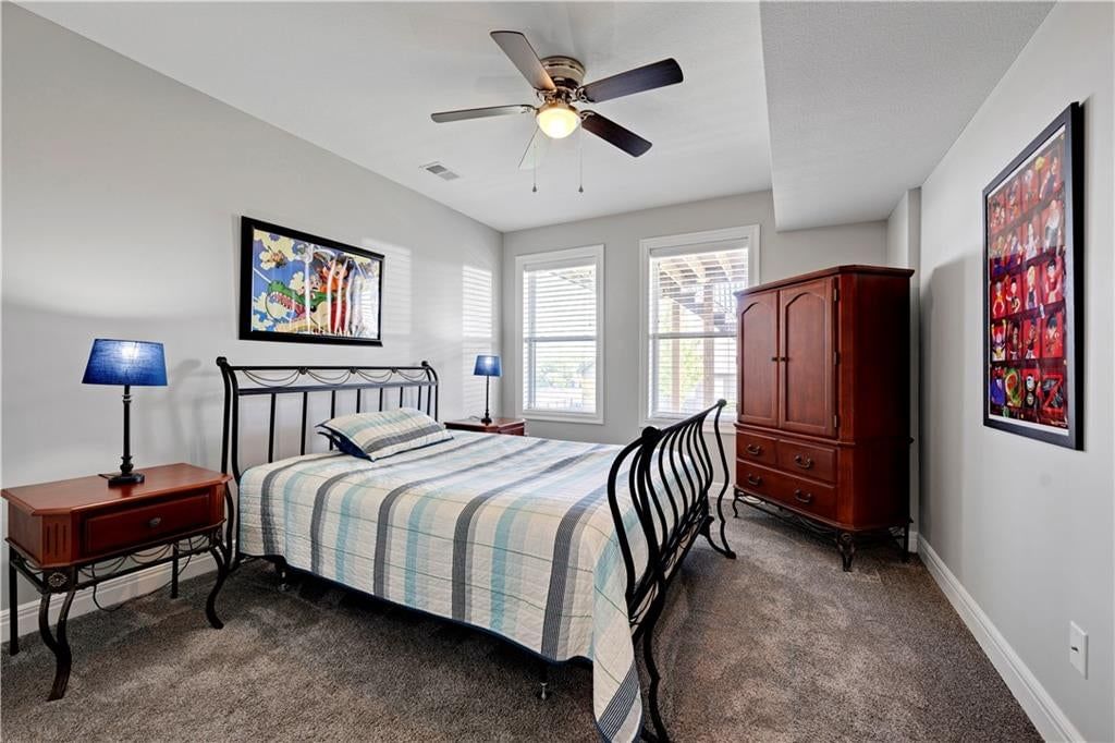 Photo 35 of 40 - 8311 Pickering Street, Lenexa, KS 66227