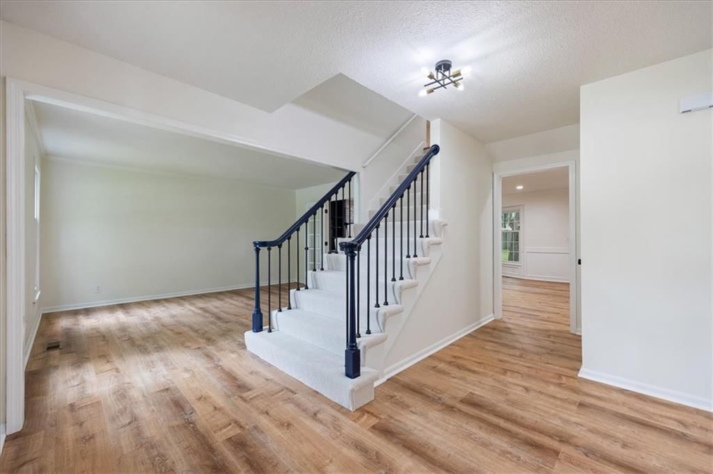 8800 W 115th Street — photo 5