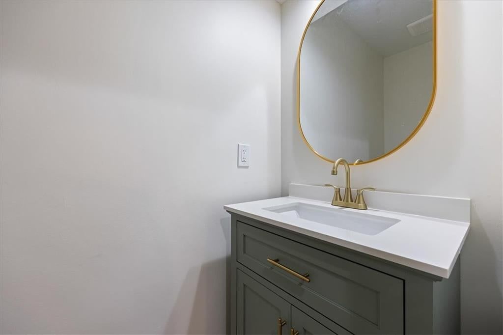 8800 W 115th Street — photo 11