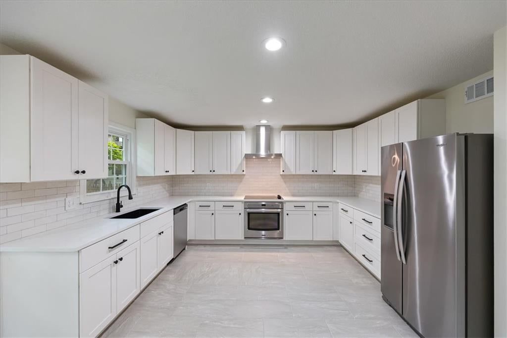8800 W 115th Street — photo 21