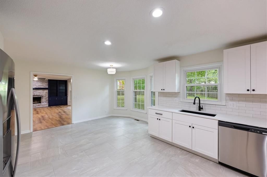 8800 W 115th Street — photo 22