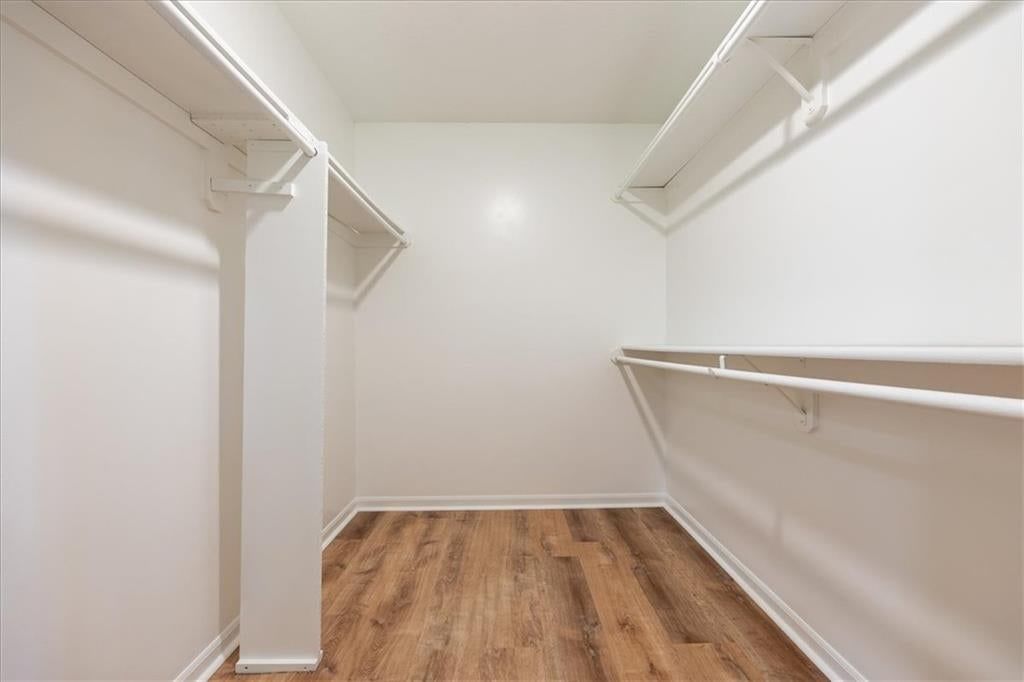 8800 W 115th Street — photo 24