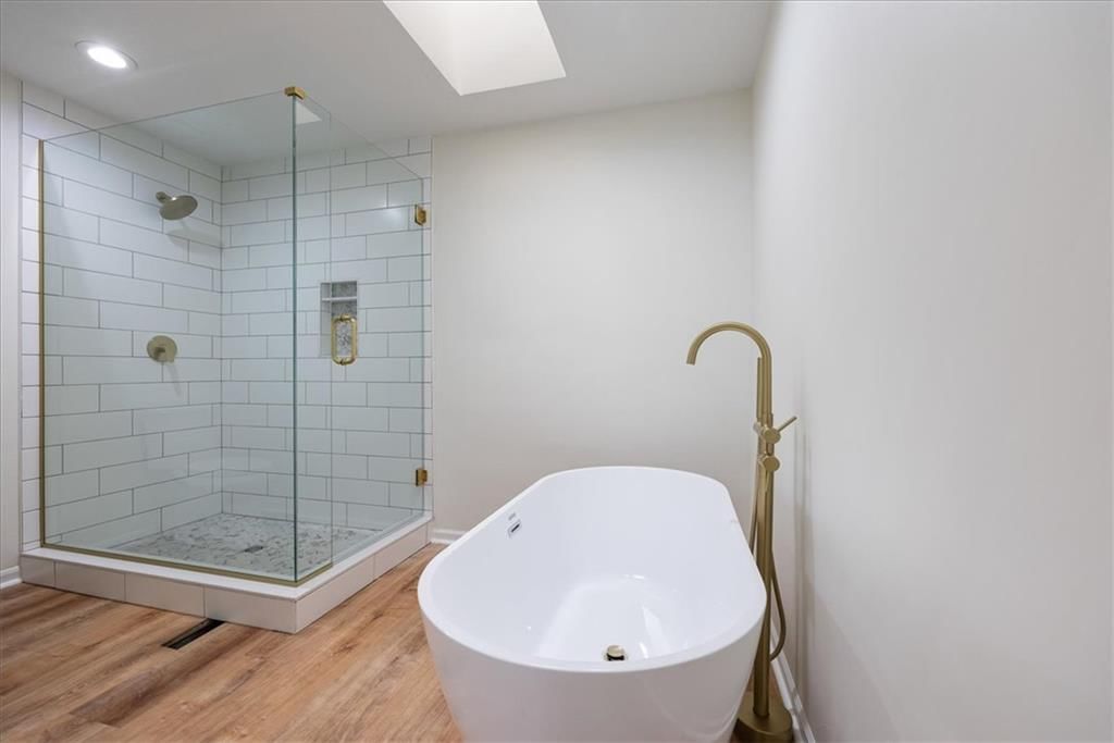8800 W 115th Street — photo 31