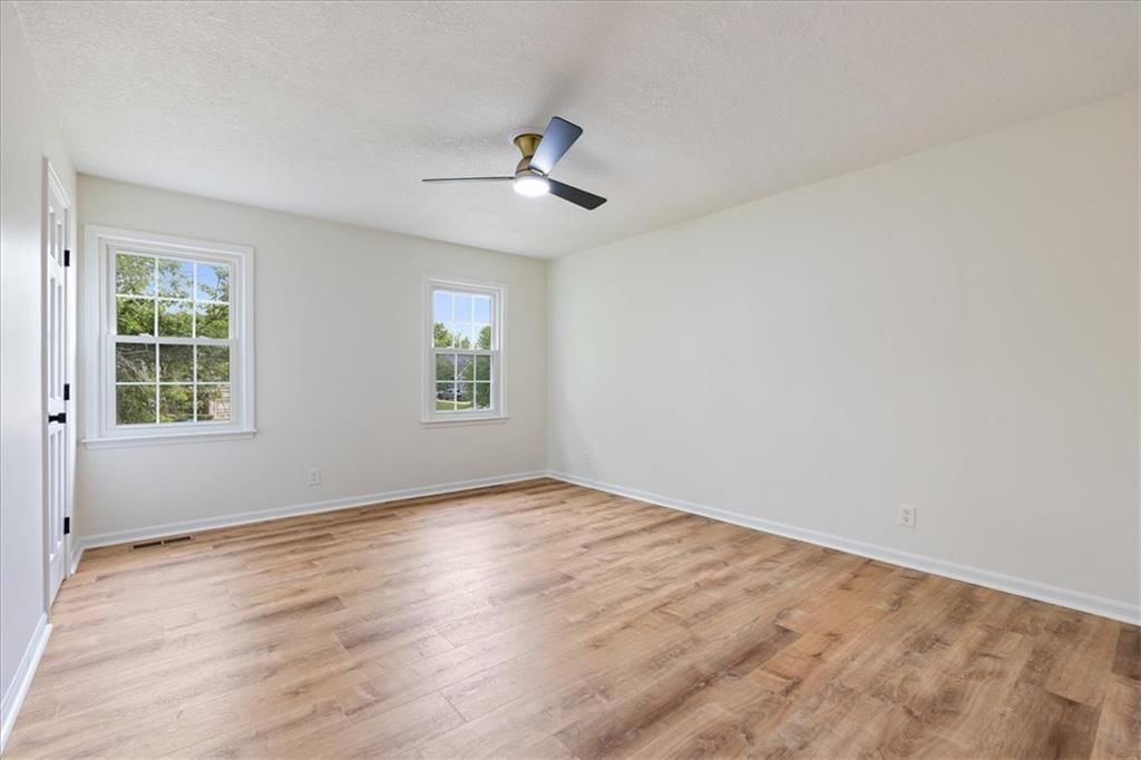8800 W 115th Street — photo 42