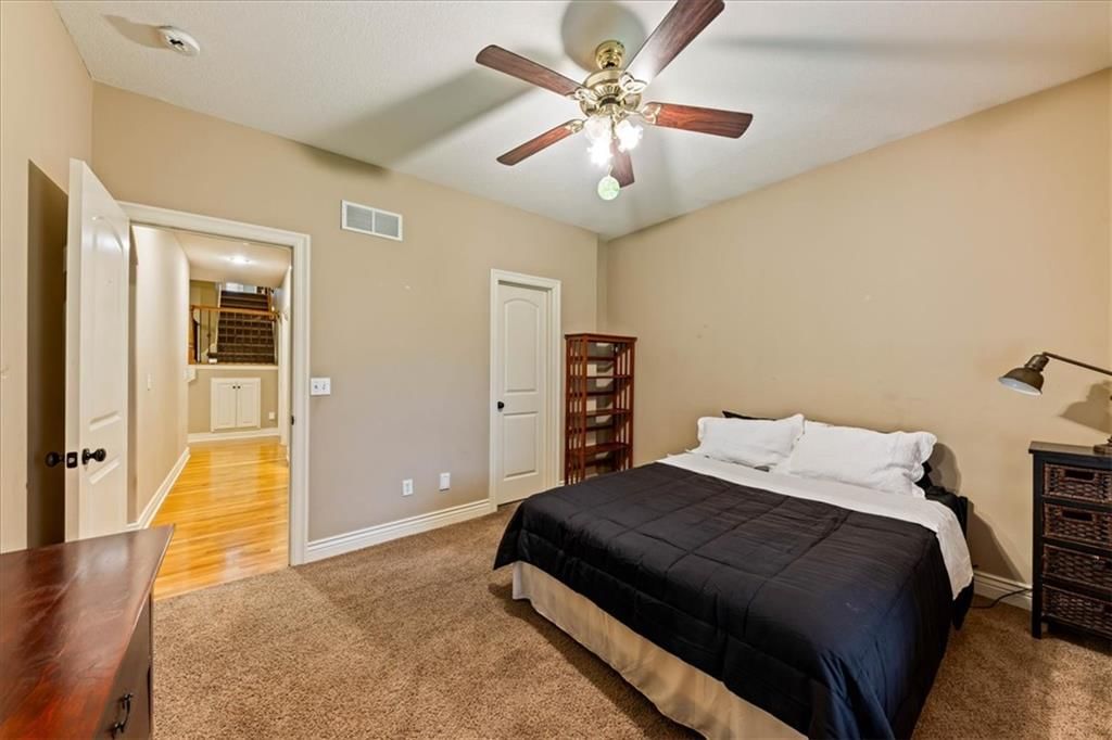 Photo 27 of 44 - 23716 W 52nd Terrace, Shawnee, KS 66226