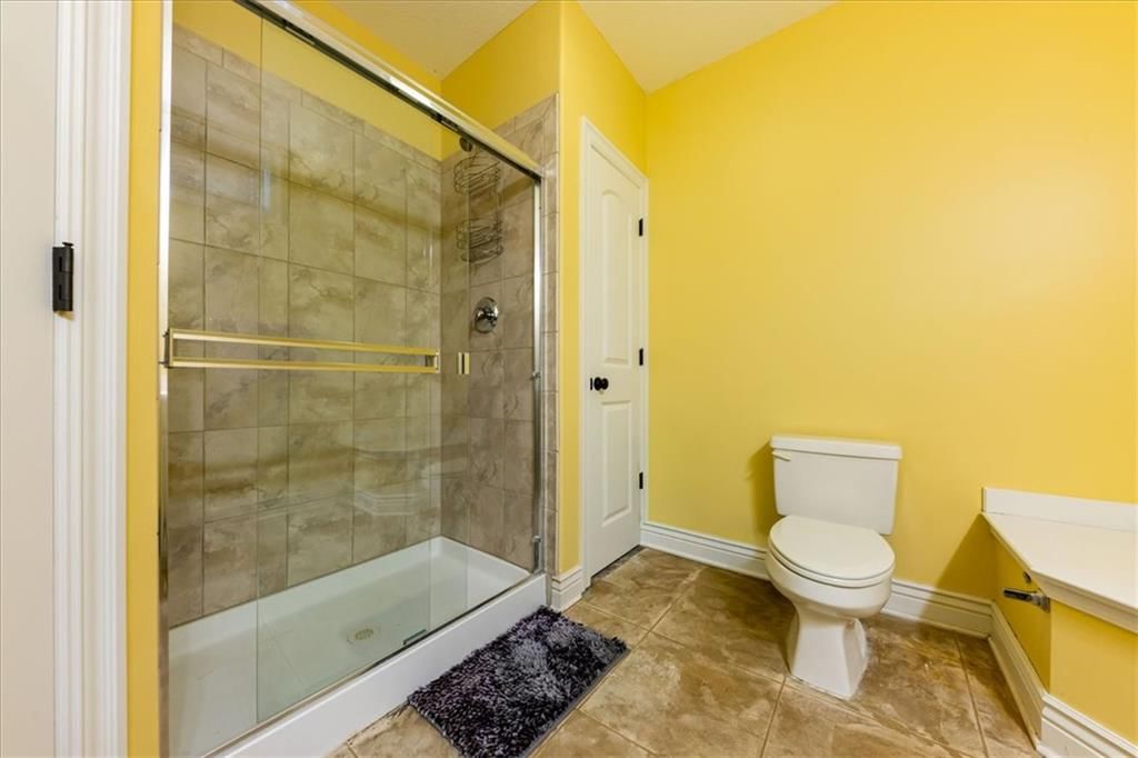 Photo 40 of 44 - 23716 W 52nd Terrace, Shawnee, KS 66226