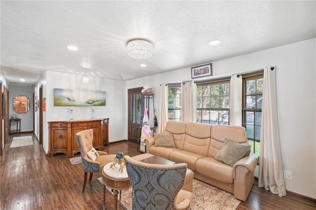4397 SW Breezy Point Lane — photo 9