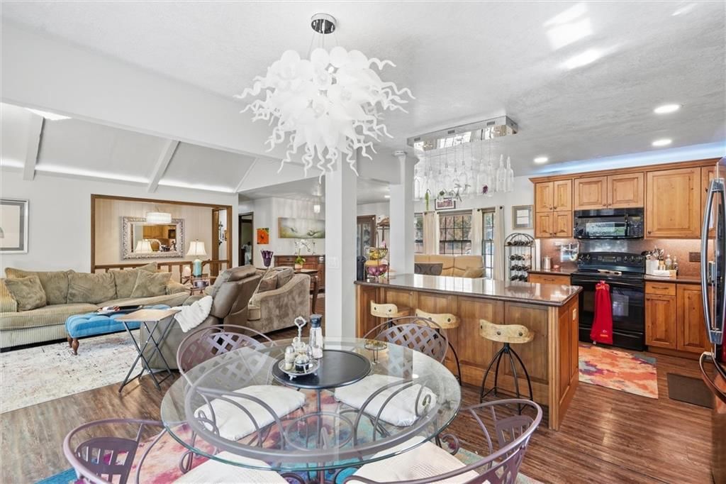 4397 SW Breezy Point Lane — photo 11