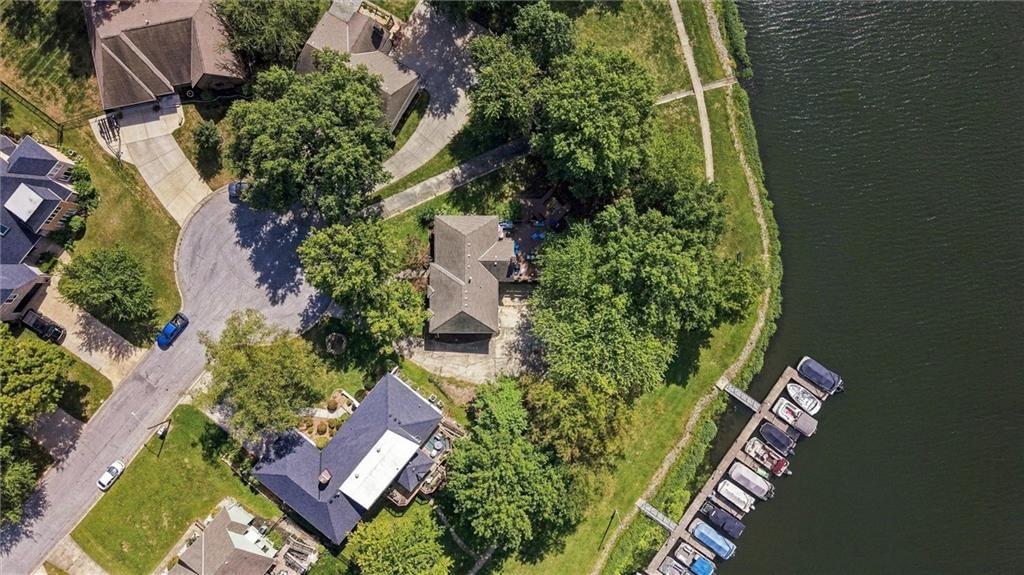 4397 SW Breezy Point Lane — photo 39