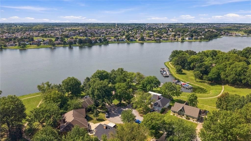 4397 SW Breezy Point Lane — photo 40