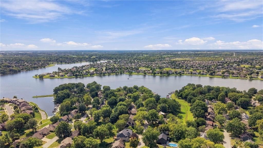 4397 SW Breezy Point Lane — photo 43