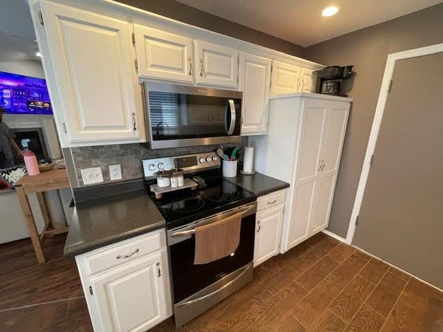 1010 Abby Lane — photo 12