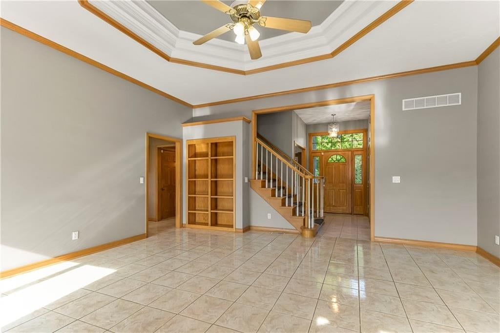 6322 RIDGEWAY Avenue — photo 6