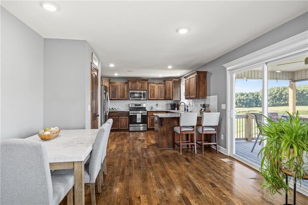 4210 Lake Crest Court — photo 10