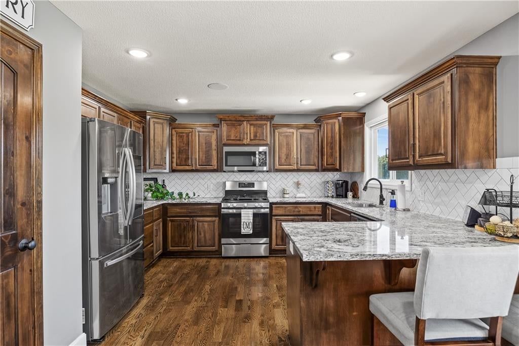 4210 Lake Crest Court — photo 11