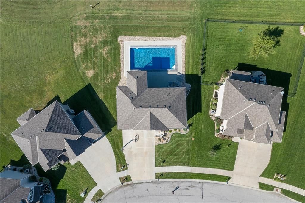 4210 Lake Crest Court — photo 31