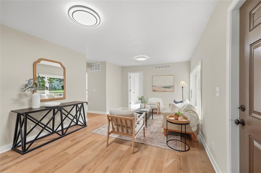 3700 NE 43rd Street — photo 8