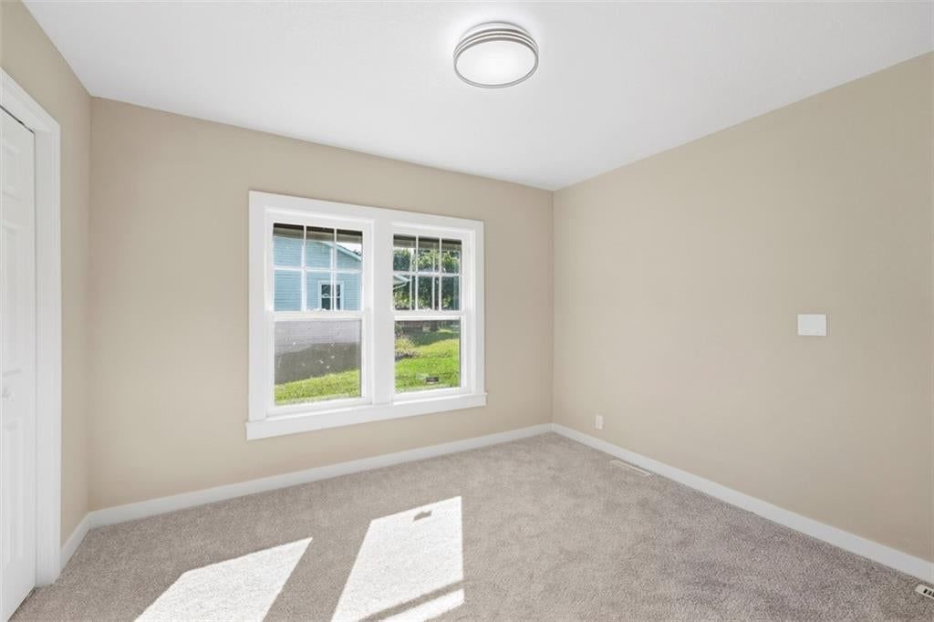 3700 NE 43rd Street — photo 23
